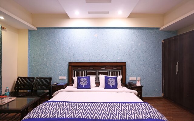 OYO 6517 Satyam International