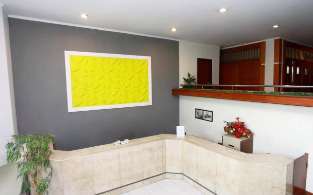Alexander Hotel  Tegal