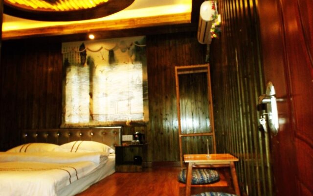 Narrow Alley Hostel