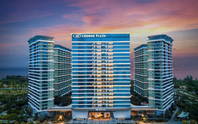 Crowne Plaza Sanya Yazhou Bay by IHG