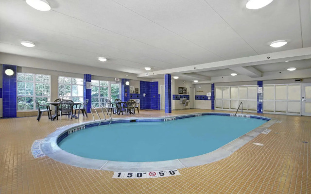 Homewood Suites by Hilton Burlington