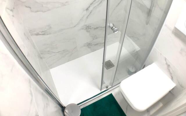 Studio in Madrid, With Wonderful City View and Wifi