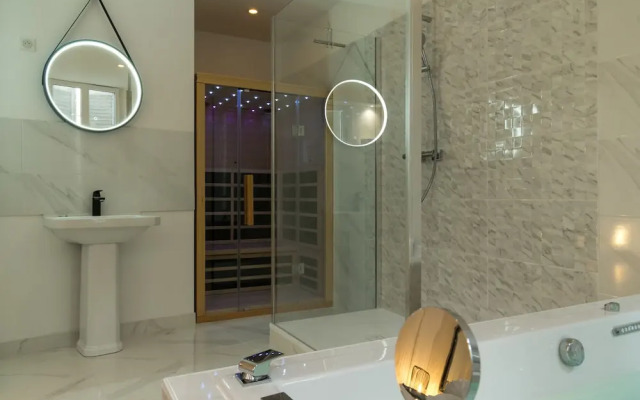 La Maison De Céline