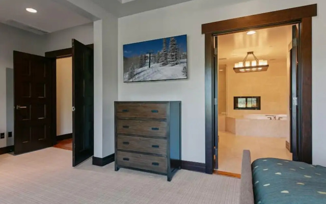 301 - Three Bedroom Flagstaff 3 Condo