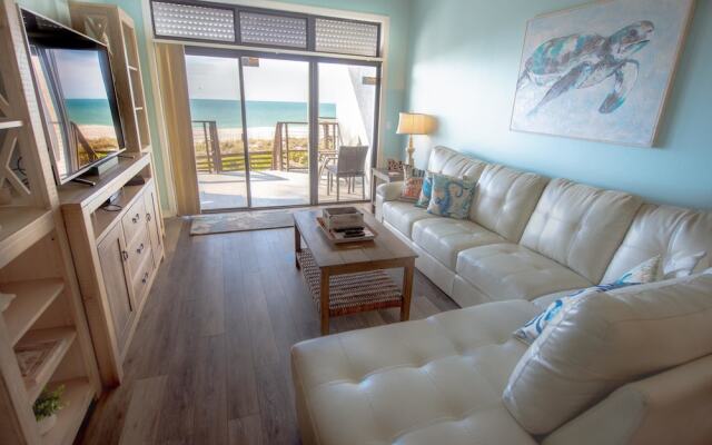 The Gulf Front Apartment 2