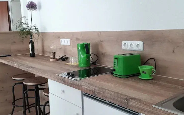 Forest Apartments & Rooms