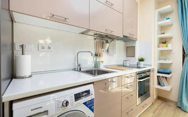 Brand new Central apartment, 10 minutes to Center