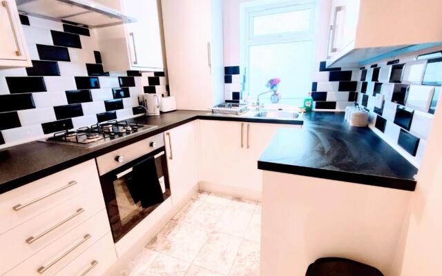 Crystal Suite 3 free private parking