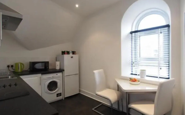 Thistle Apartments
