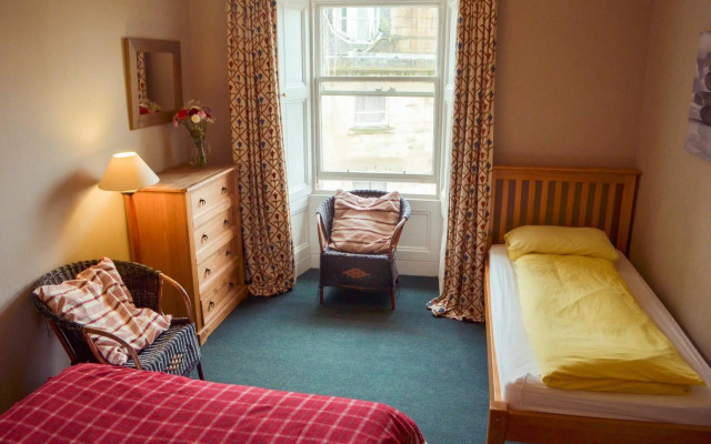 Willy Wallace Hostel