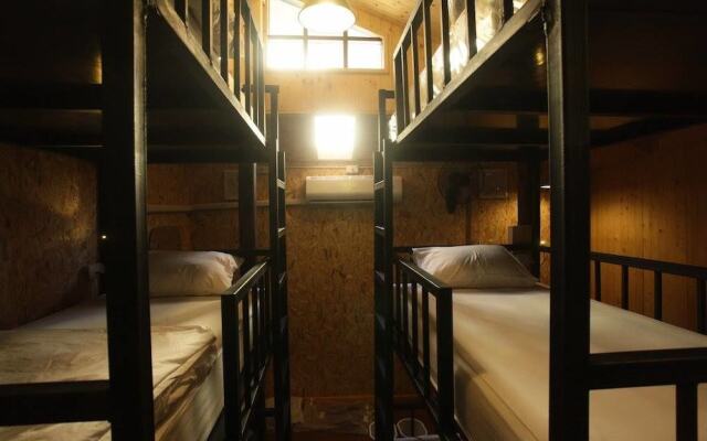 The Local Surasak Hostel