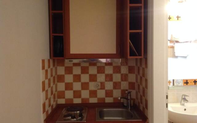 Antonia Apartments