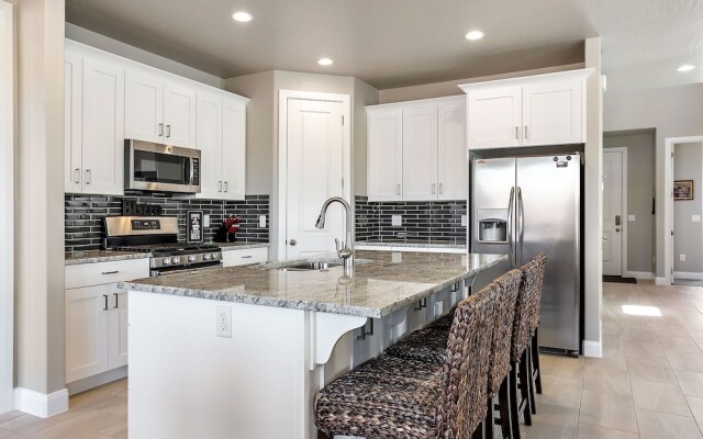 Great Escape 4 Bedroom Home