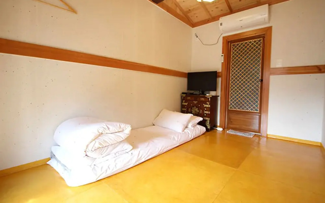 Jeongju With us Pension