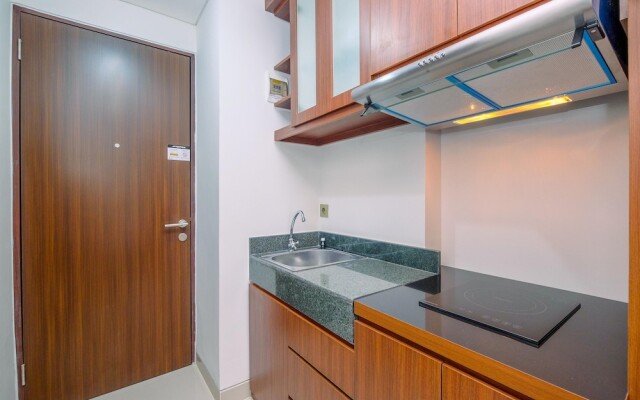 Fancy And Nice Studio Apartment At Transpark Cibubur