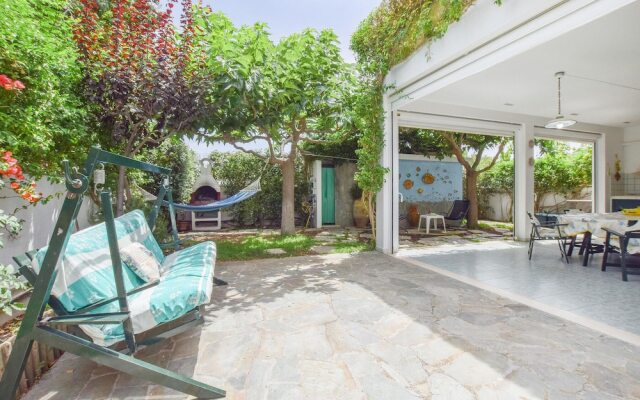Beautiful Apartment in Specchiolla With 2 Bedrooms and Wifi