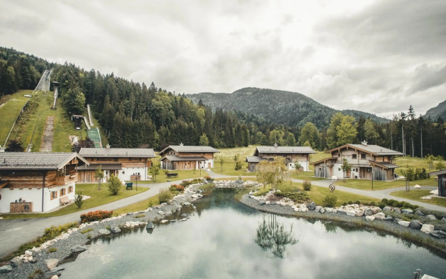 Relais & Châteaux Gut Steinbach Hotel und Chalets