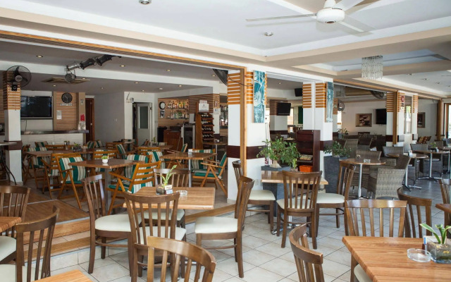 Alecos Hotel Apartments