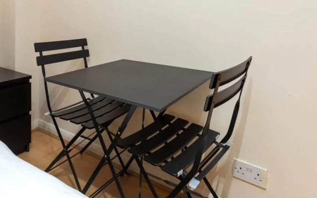 Central Studio Apartment in Chelsea