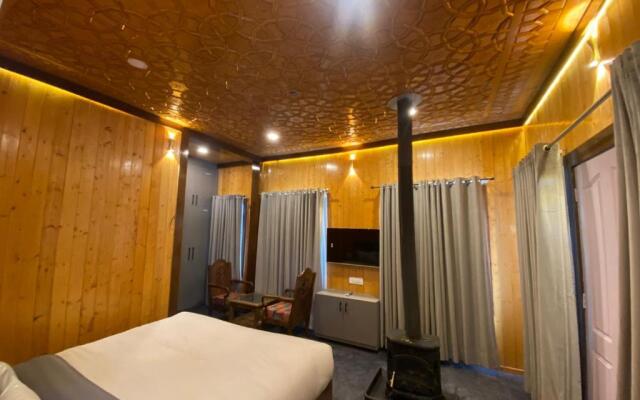 Gulmarg Woods By Stay Pattern