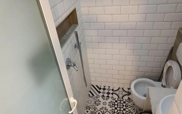 Lovely 1 bedroom apartment near Eye of Tirana
