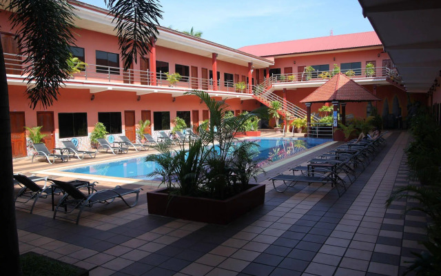 Beach Road Hotel