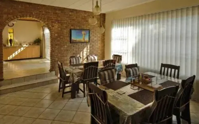 Mall Guesthouse