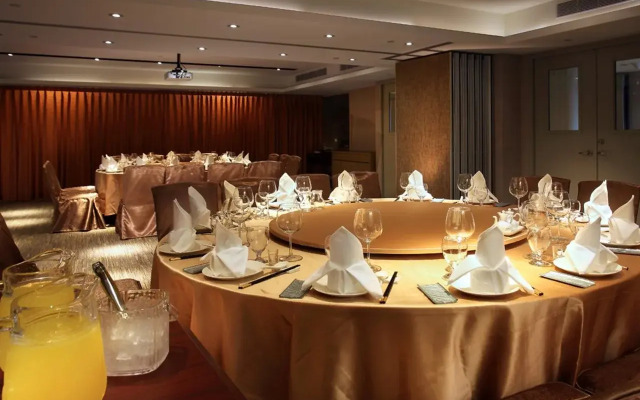 Two Tails Hotel Luzhou