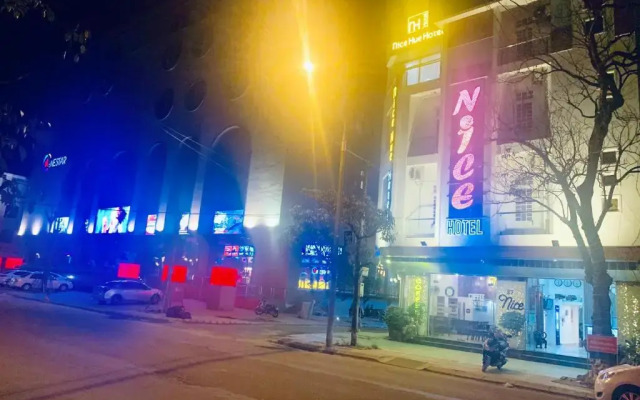 Nice Hue Hotel