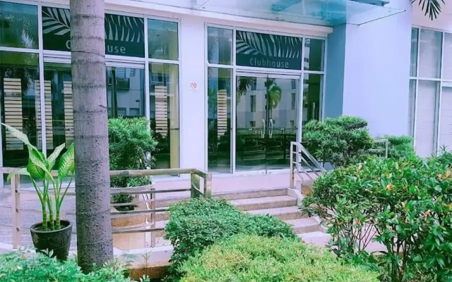 One Palm Tree Villas - Unit 3i and 3j