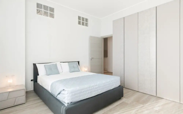 Grattacielo Ina Apartments