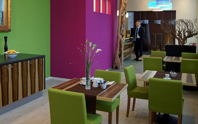 AMH Airport-Messe-Hotel