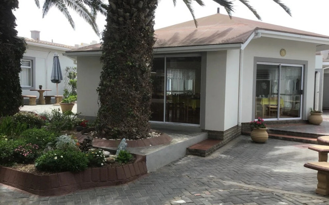 Rocky Shore Guesthouse