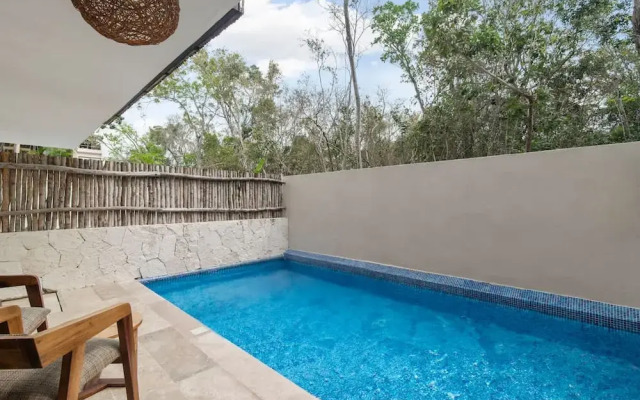Best Private Pool 1 Full BR 2sofabeds Amenities