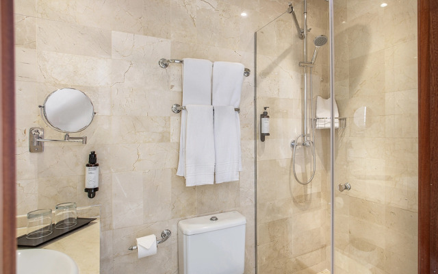 Sunset Beach Club Hotel Apartments