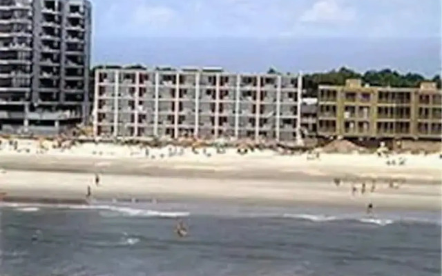 Oasis Hotel