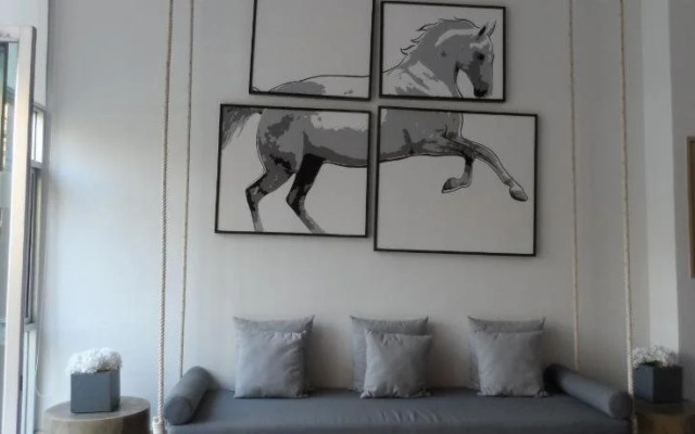 Baan Thew Lom Cha Am