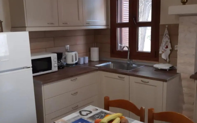 Dimitra House