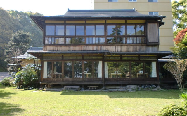 Atami Hotel PAIPU NO KEMURI