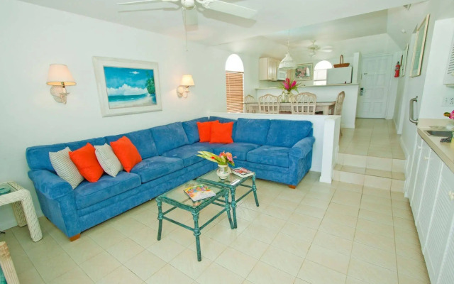Paradise Island Beach Club by RedAwning