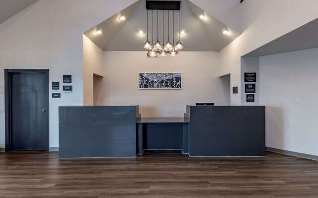 Sleep Inn & Suites
