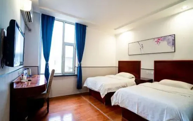 Yijia Hotel (Jida Second Hospital)
