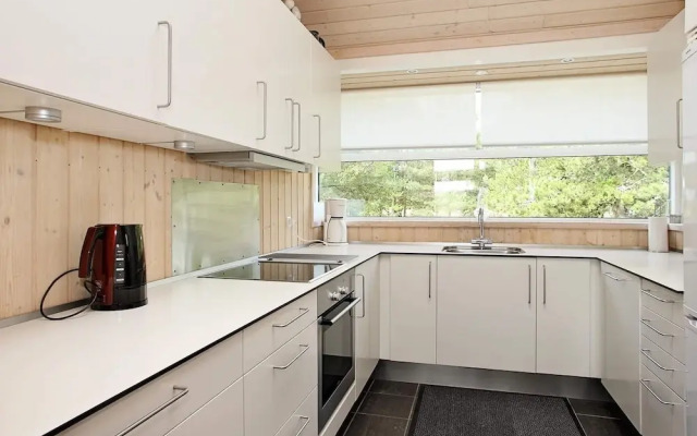 6 Person Holiday Home in Jerup