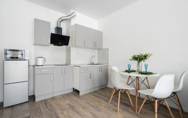 MaxRealty24 on the street Spacious 1