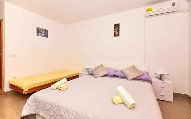 Apartments Mare