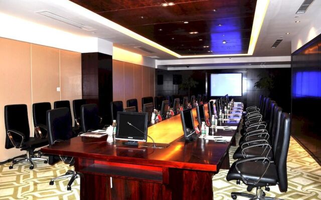 Traders Oriental Hotel