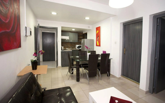 The Palms Hotel Apartments