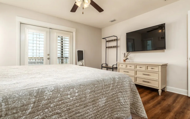 Dreamcatcher - 2814 Bienville 4 Bedroom Home by RedAwning