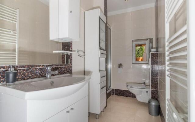 Apartments Sare