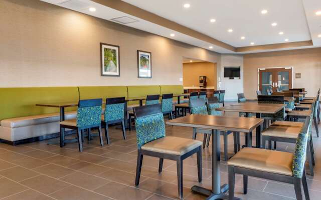 Comfort Suites Camp Hill-Harrisburg West